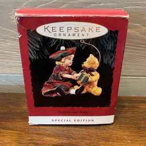 Hallmark Keepsake‎ Ornament 1994